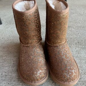 Girls Size 3 Uggs